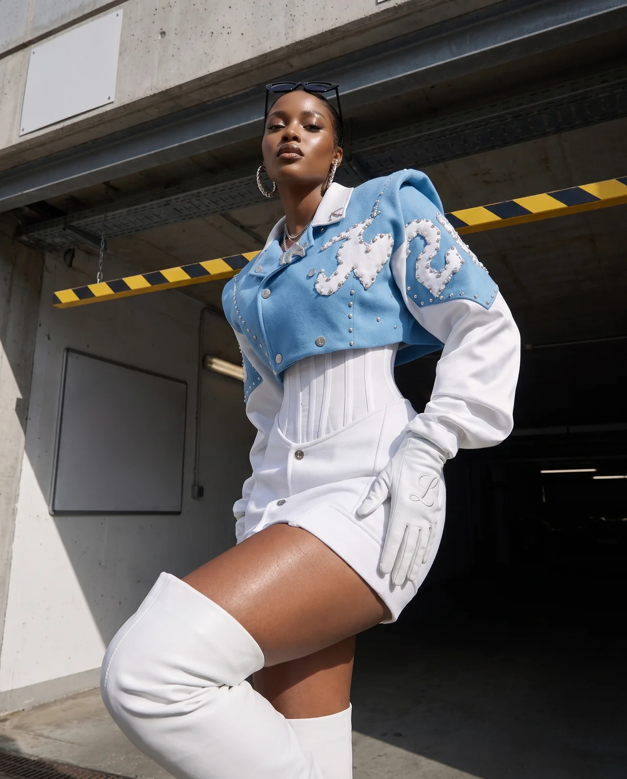 Editorial — Look 14